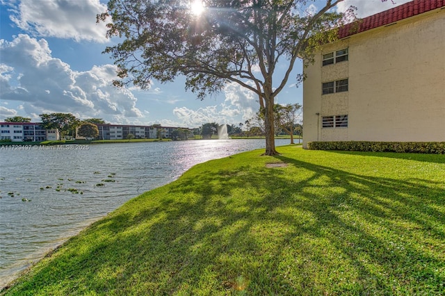 9400 N Hollybrook Lake Dr Unit 303, Pembroke Pines, FL 33025 - water view
