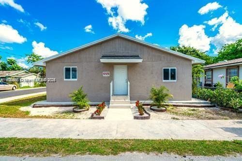 view of bungalow-style house