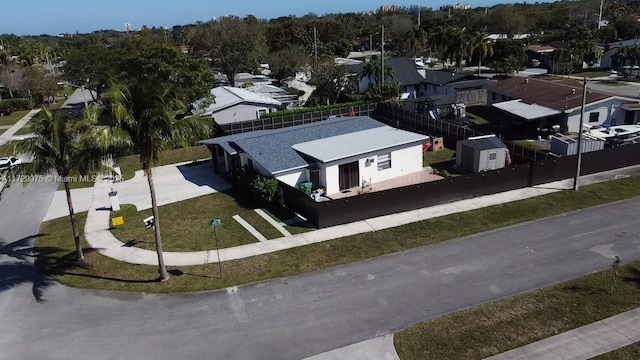 birds eye view of property featuring a residential view