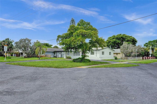 view of front of home with a front yard