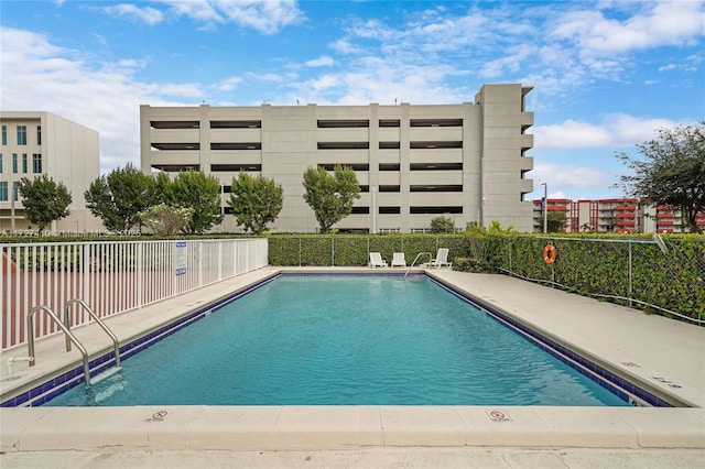 view of swimming pool