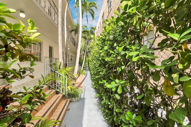 1551 Michigan Ave Unit 6, Miami Beach, FL 33139 - exterior space