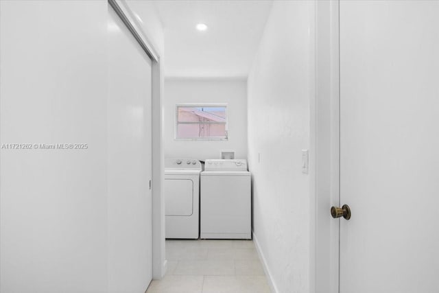 laundry room with washer and clothes dryer