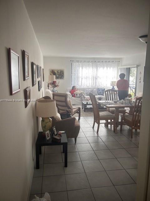 460 W Park Dr Unit 207, Miami, FL 33172 - view of tiled living room