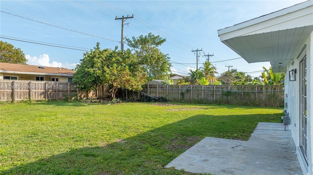 view of yard with a patio