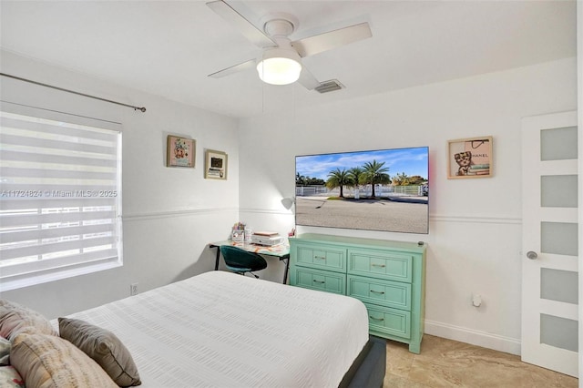 bedroom featuring ceiling fan