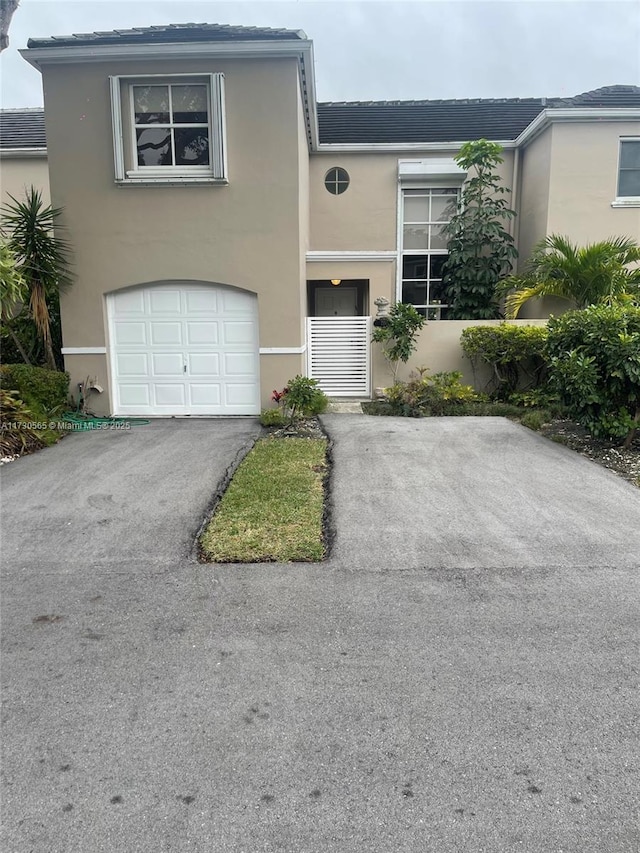 view of front of home featuring a garage