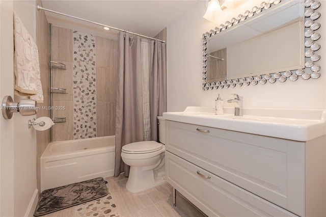 full bathroom featuring shower / bath combo with shower curtain, toilet, and vanity