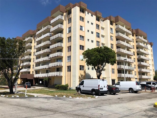 15600 NW 7th Ave Unit 301, Miami, FL 33169 - view of building exterior