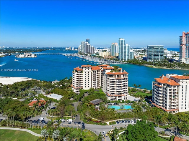 bird's eye view featuring a water view