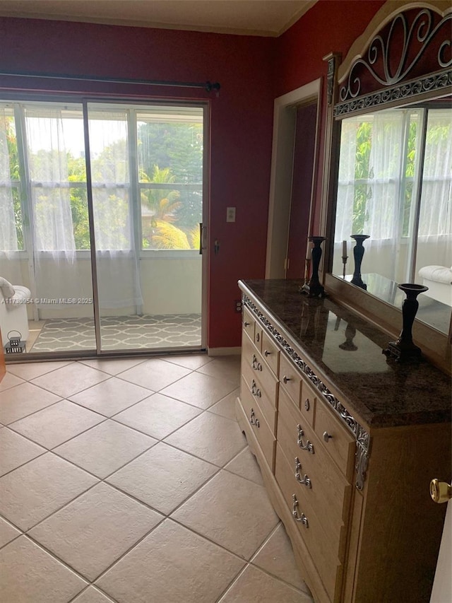 kitchen featuring light tile patterned floors