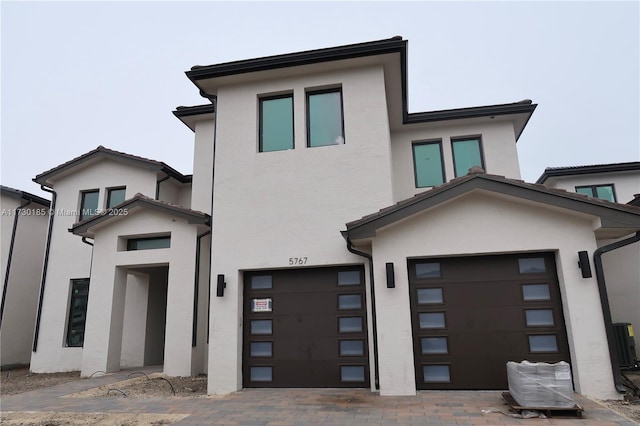 view of front of house with a garage