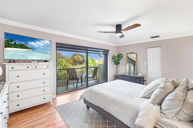 bedroom with ceiling fan, crown molding, a closet, light hardwood / wood-style flooring, and access to exterior