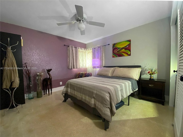 bedroom with ceiling fan