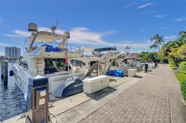 3600 Yatch Club Dr Unit 1701, Aventura, FL 33180 - surrounding community featuring a water view