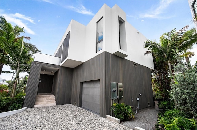 291 Palm Ave, Miami Beach, FL 33139 - view of front of house featuring driveway
