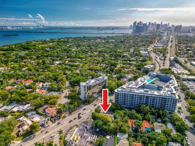 Listing photo 3 for 5800 Biscayne Blvd, Miami FL 33137