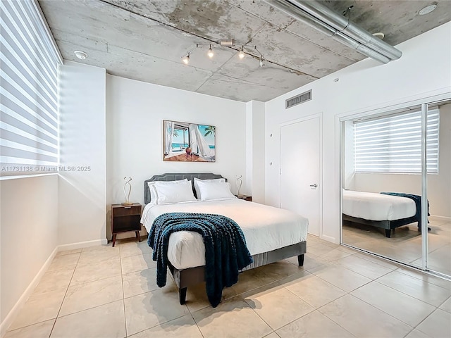 bedroom featuring a closet