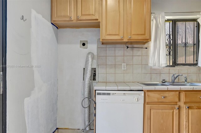 457 NE 210th Ter Unit 457, Miami, FL 33179 - photo 18