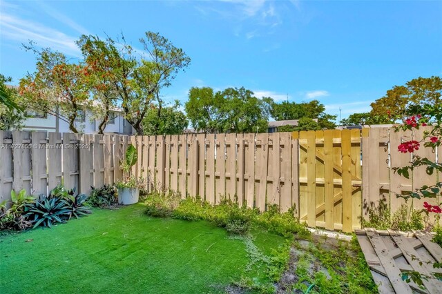 457 NE 210th Ter Unit 457, Miami, FL 33179 - photo 29