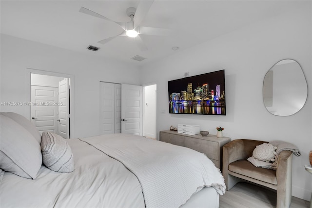 bedroom featuring ceiling fan