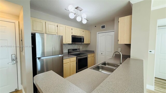 2665 SW 37th Ave Unit 408, Miami, FL 33133 - photo 4