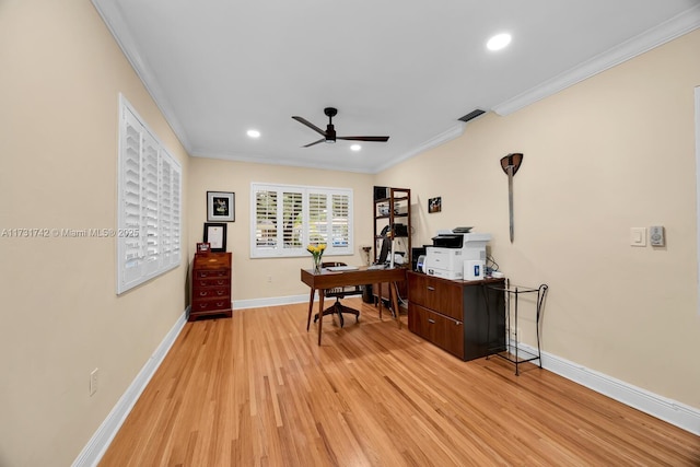 office area featuring crown molding, ceiling fan, and light hardwood / wood-style flooring