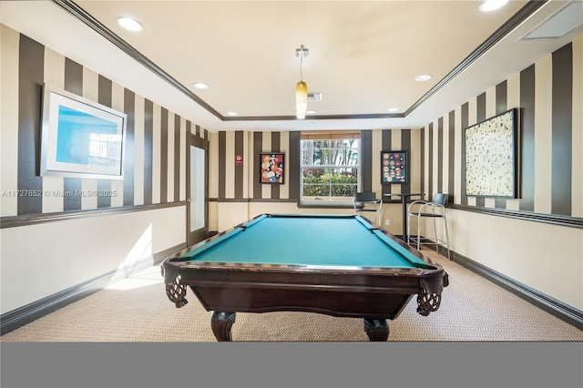 game room with crown molding, pool table, and carpet