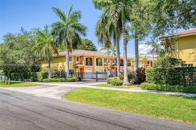 view of front of home with a front yard