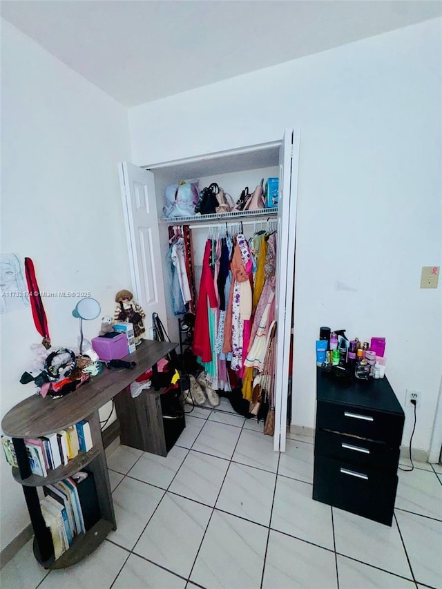 11780 SW 18th St Unit 510-2, Miami, FL 33175 - view of closet