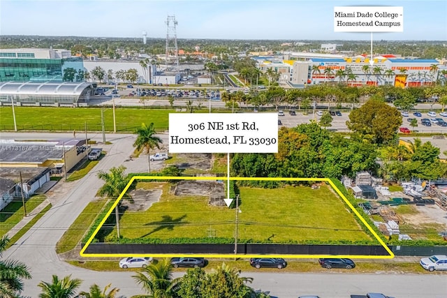 Listing photo 2 for 306 NE 1st Rd, Homestead FL 33030