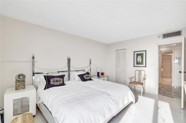 bedroom featuring a closet