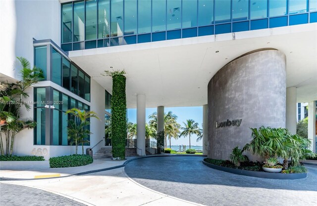 460 NE 28th St Unit 2601, Miami, FL 33137 - exterior space