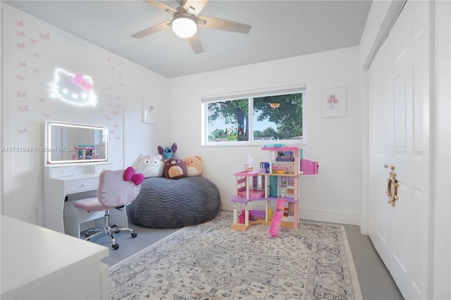 recreation room featuring ceiling fan