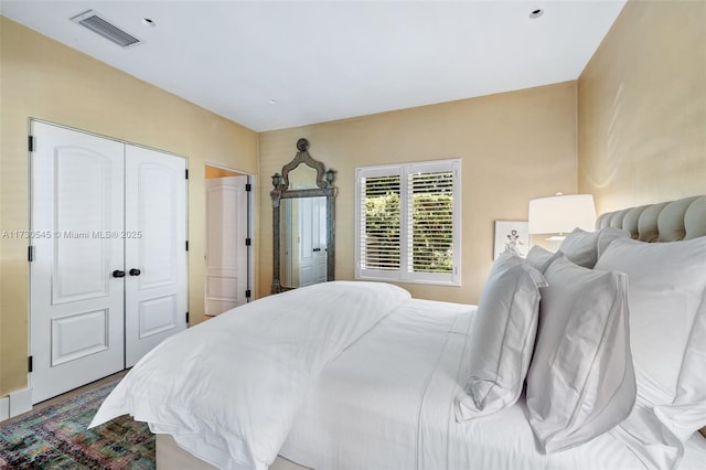 bedroom with a closet