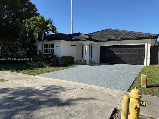 view of front facade with a garage