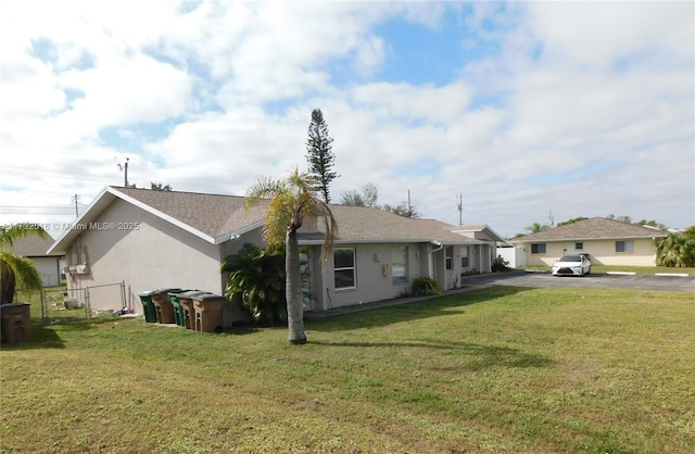 view of front of home with a front yard