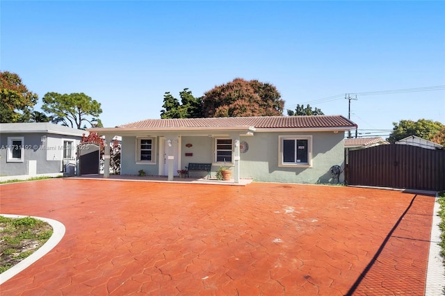 view of front of home featuring a porch