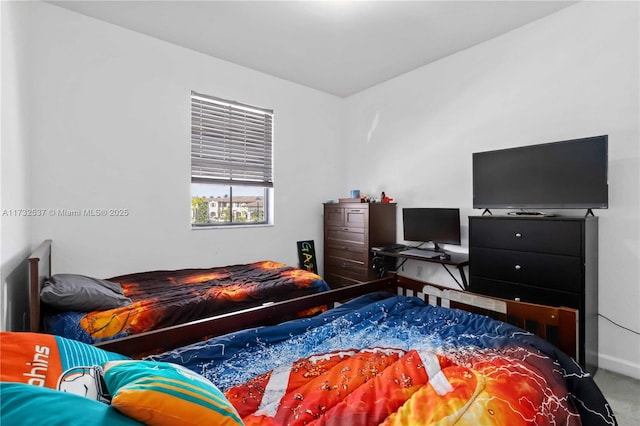 bedroom with carpet flooring