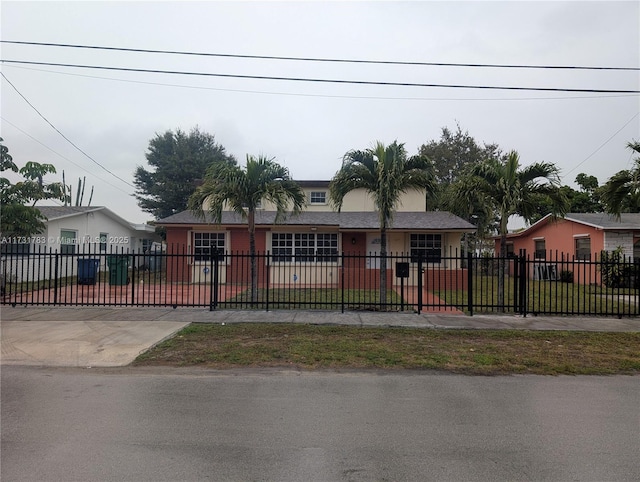 view of front facade