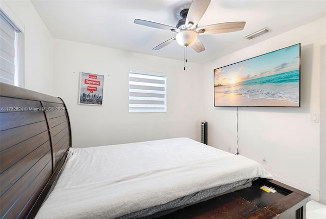 bedroom featuring ceiling fan