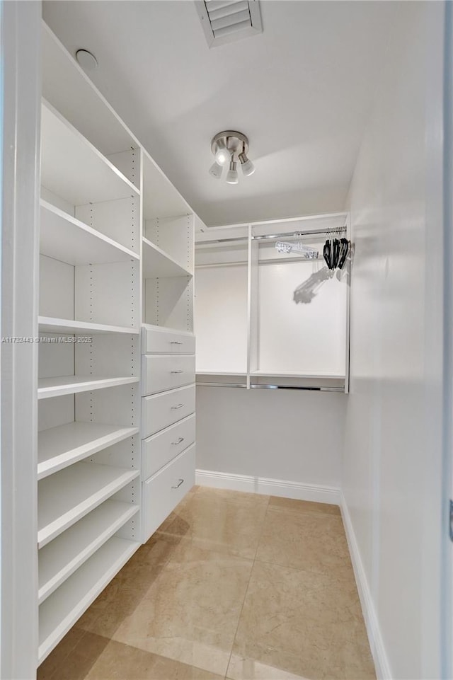 view of spacious closet