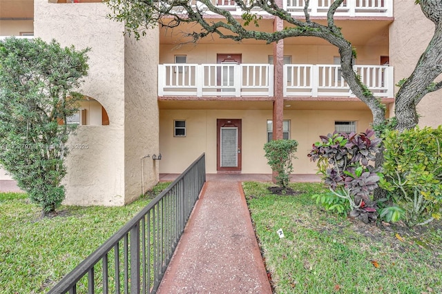 exterior space featuring a balcony