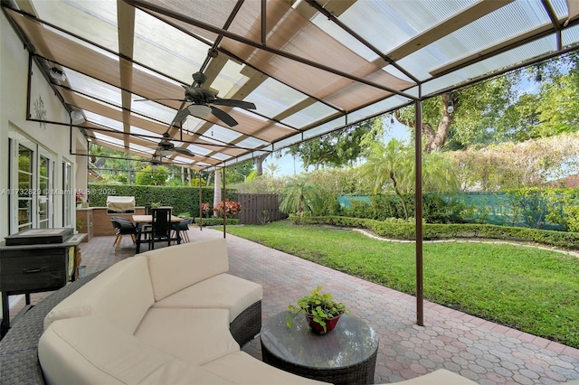 view of patio / terrace with outdoor lounge area and ceiling fan