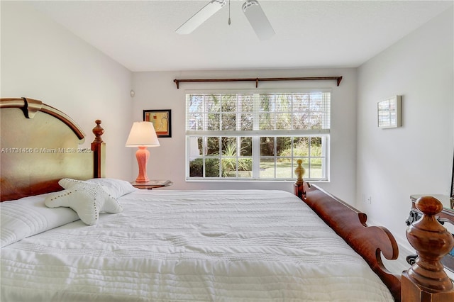 bedroom featuring ceiling fan