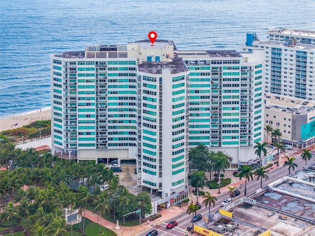 bird's eye view with a water view