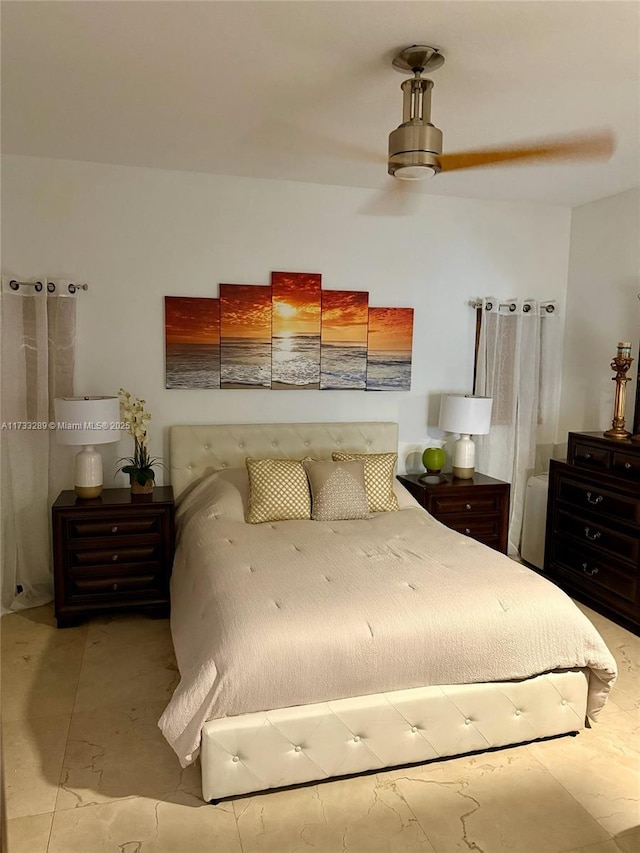 bedroom featuring ceiling fan