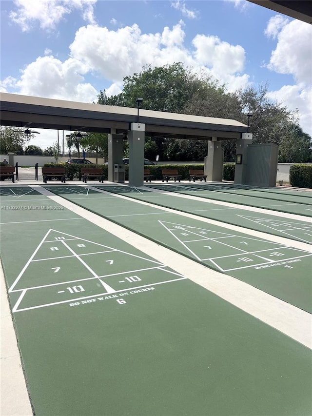 surrounding community with shuffleboard