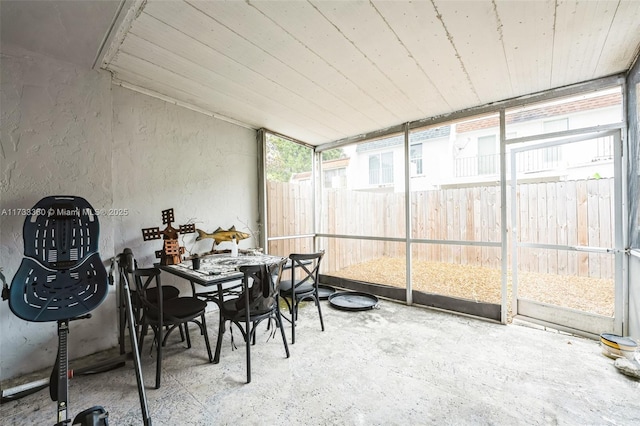 view of sunroom / solarium