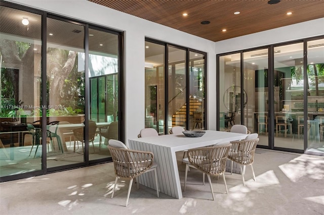 sunroom with a healthy amount of sunlight